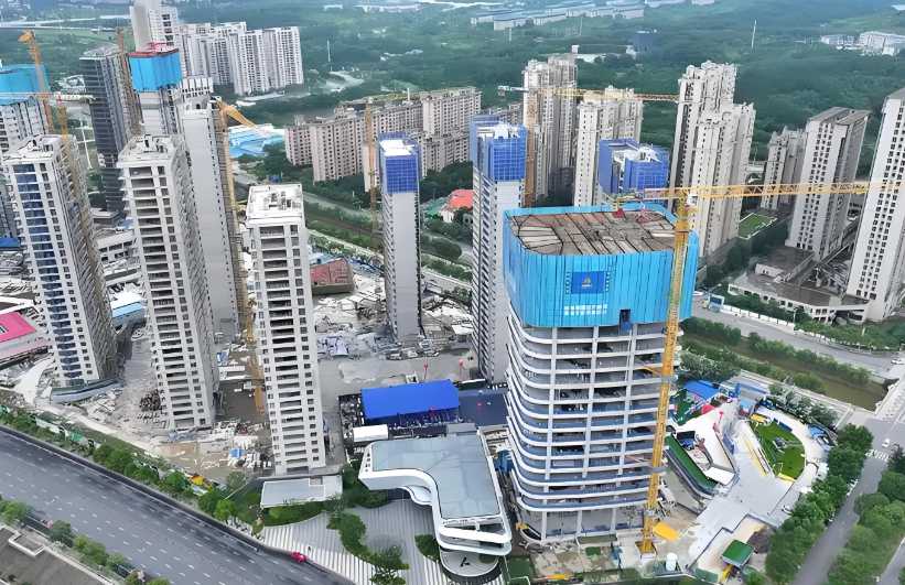 數(shù)字化、綠色化齊發(fā)展：江西建工構(gòu)建智慧工地新篇章